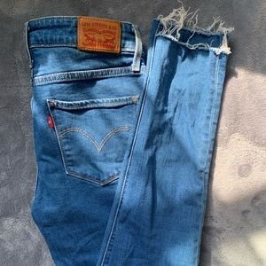 Levi’s 721 high rise skinny jeans